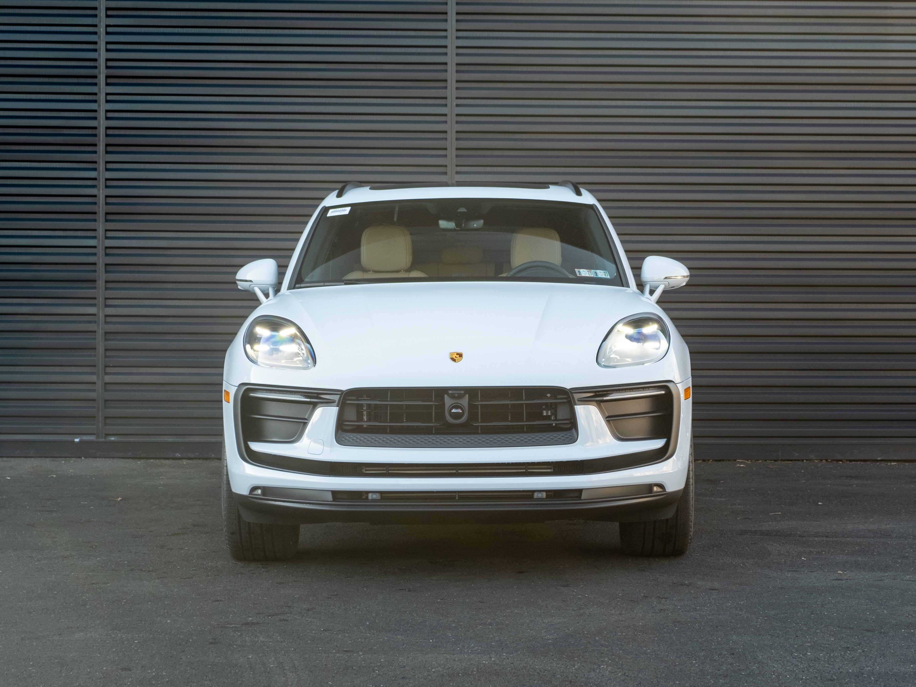 Certified 2026 Porsche Macan AWD/4WD image 11