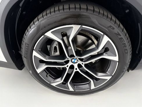 Used 2024 BMW X5 xDrive40i w/ Premium Package AWD/4WD image 32