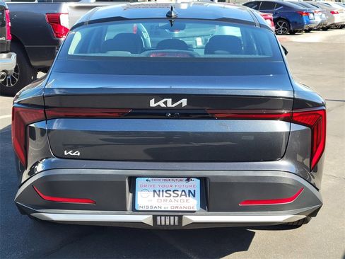 Used 2025 Kia K4 LXS image 31