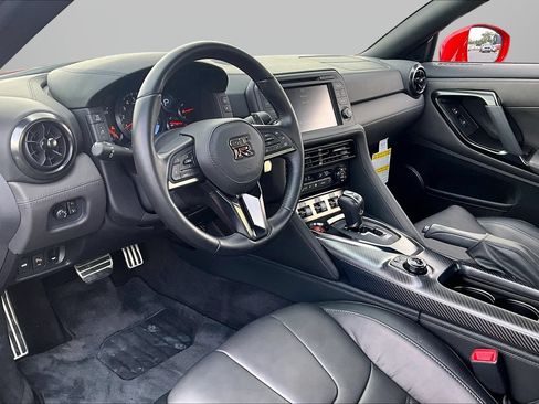 Used 2020 Nissan GT-R Premium w/ Premium Interior Package AWD/4WD image 13