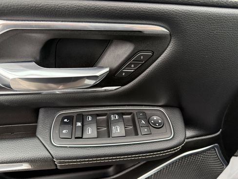 Used 2023 RAM 1500 Laramie image 18