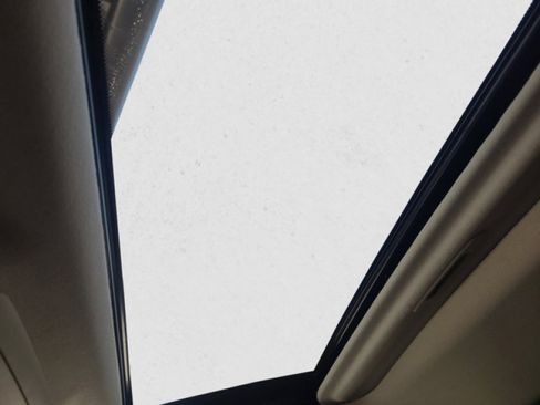 Used 2022 MAZDA CX-30 2.5 Turbo w/ Premium Package image 13