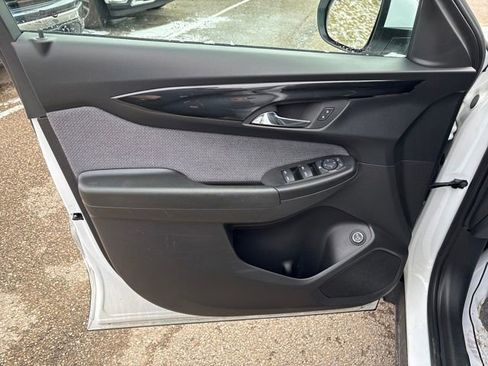 Used 2024 Chevrolet TrailBlazer LT w/ Convenience Package image 7