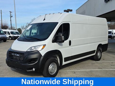 Used 2025 RAM ProMaster 3500 w/ Convenience Group image 8