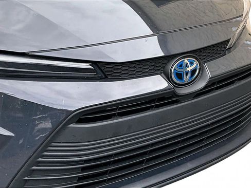 Certified 2023 Toyota Corolla LE FWD image 29