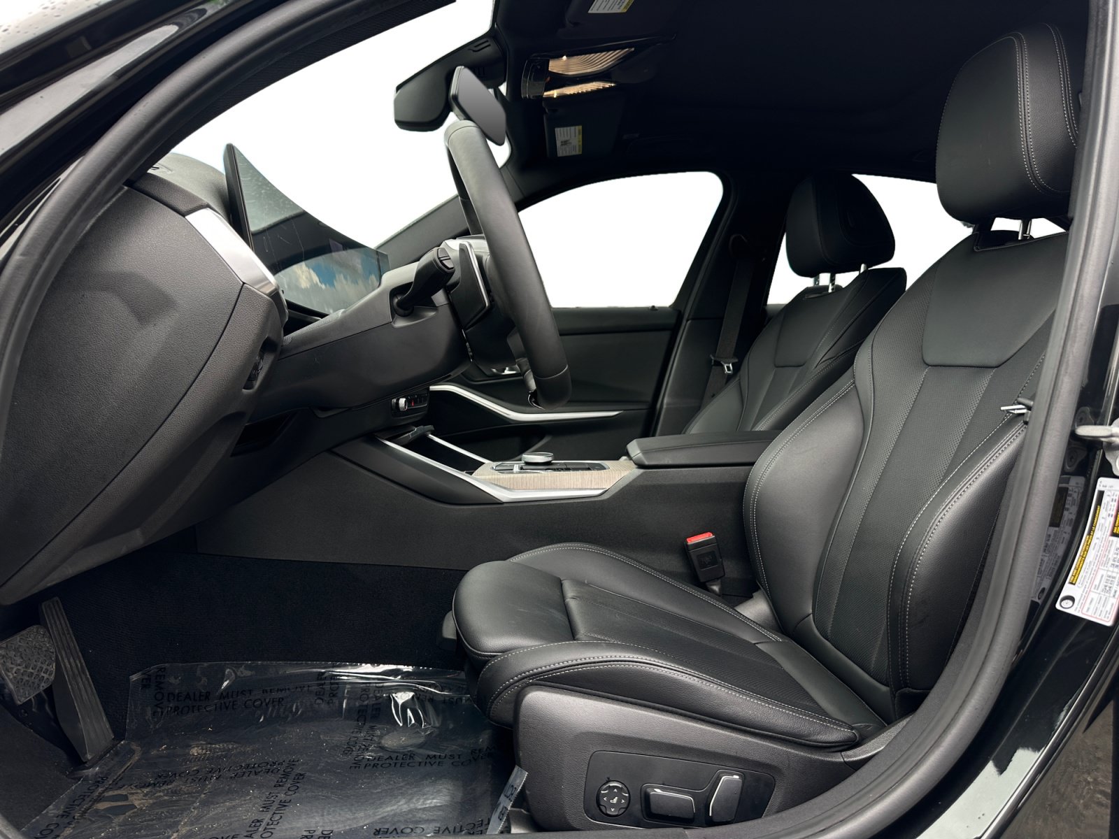 Used 2025 BMW 330i Sedan RWD image 9