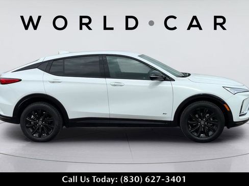 Used 2025 Buick Envista Sport Touring w/ Convenience I Package image 7