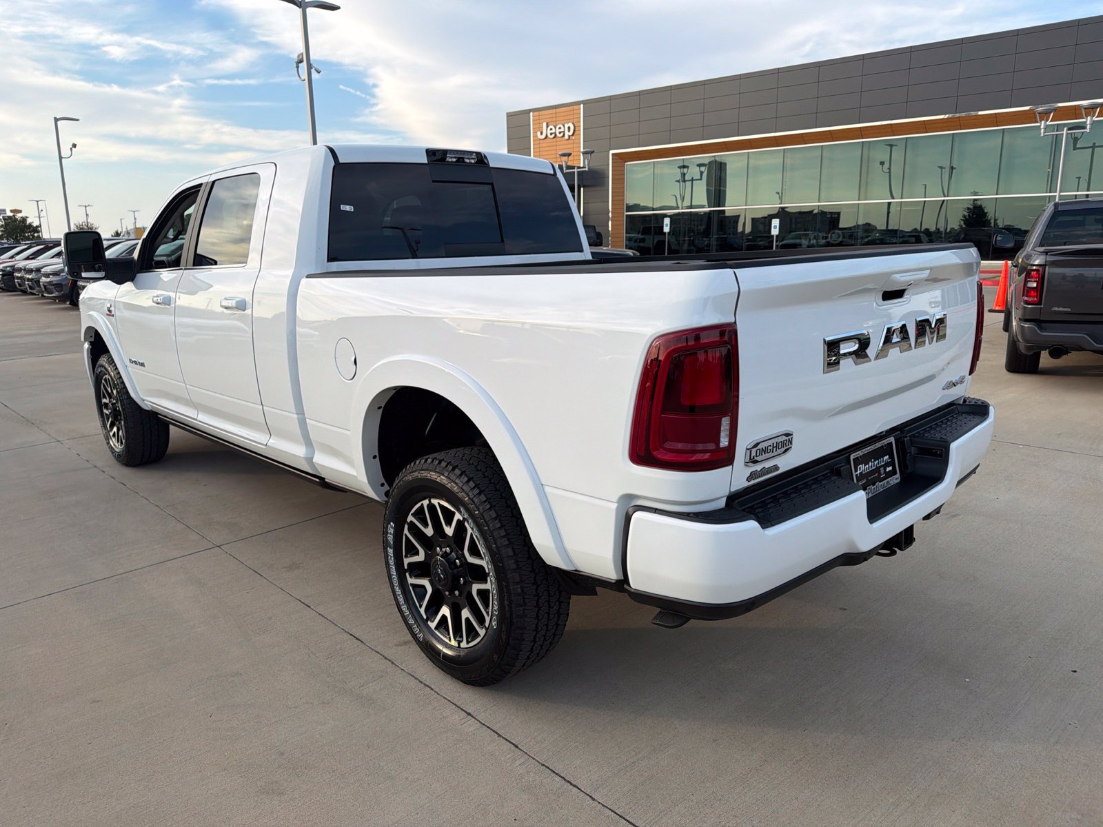 New 2027 RAM 2500 Limited AWD/4WD image 3