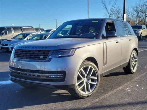 New 2025 Land Rover Range Rover SE image 41