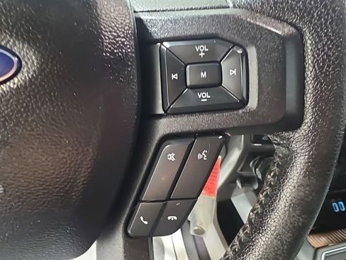 Used 2016 Ford F150 XLT w/ Equipment Group 302A Luxury image 27