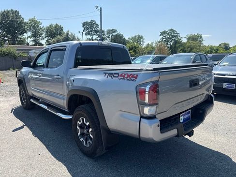 Used 2020 Toyota Tacoma TRD Off-Road w/ Technology Package AWD/4WD image 7