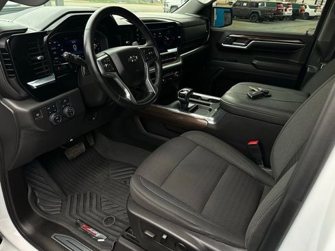 Used 2024 Chevrolet Silverado 1500 LT Trail Boss w/ Protection Package image 10