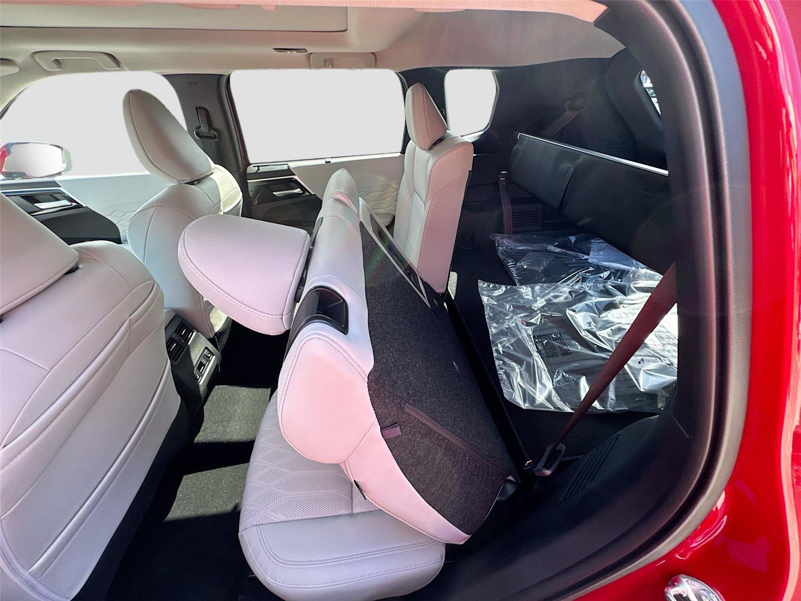 New 2026 Mitsubishi Outlander SEL FWD image 20