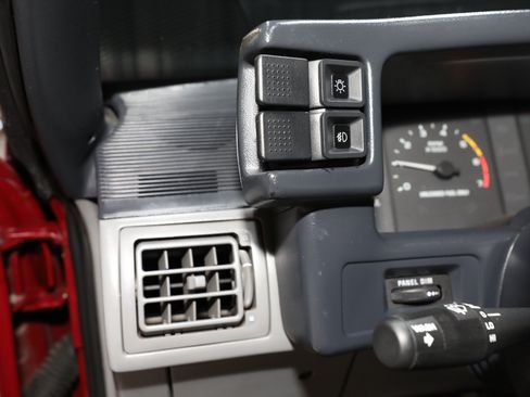 Used 1987 Ford Mustang GT RWD image 65