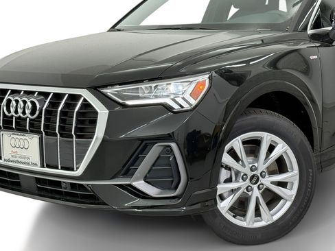 New 2025 Audi Q3 2.0T Premium image 11