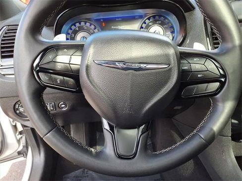 Used 2023 Chrysler 300 S image 16