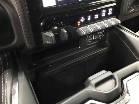 Used 2022 RAM 1500 Limited w/ Body-Colour Bumper Group image 25