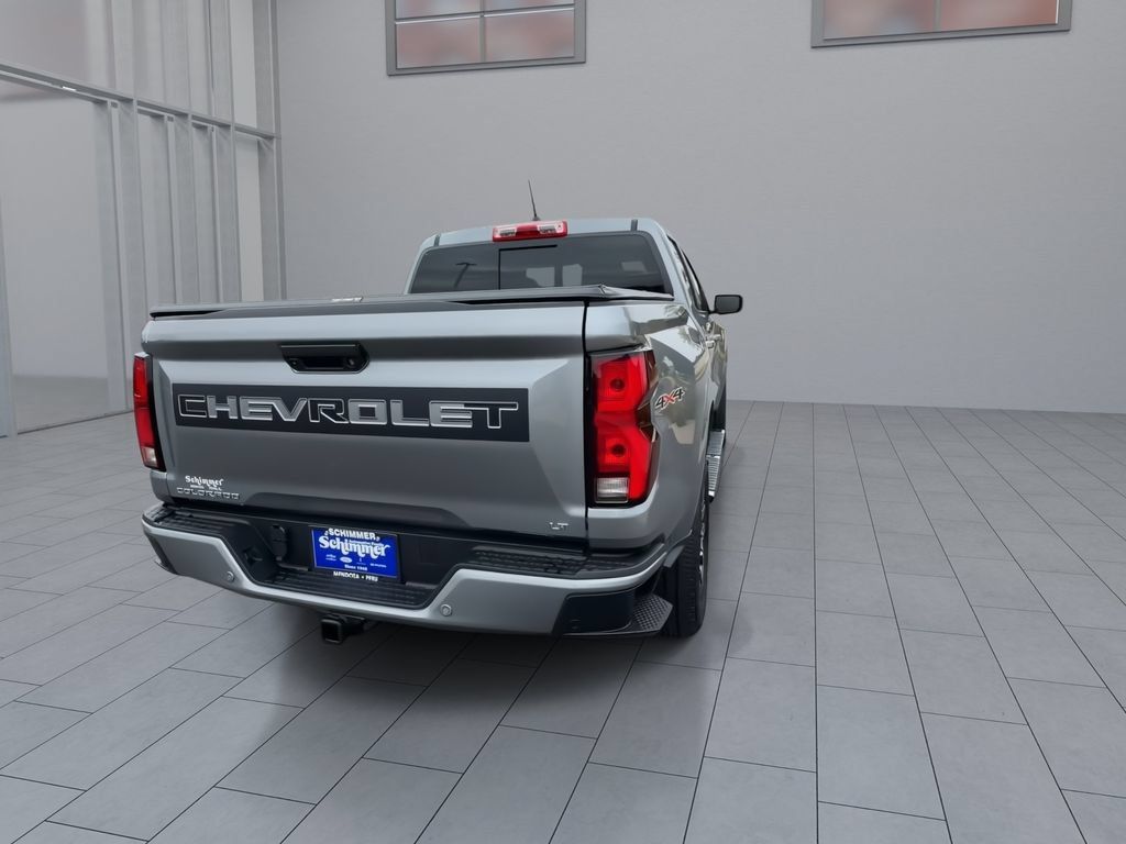 Used 2023 Chevrolet Colorado LT w/ LT Convenience Package III AWD/4WD image 8