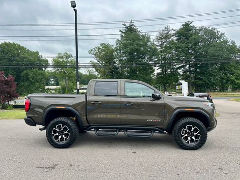 Used 2024 GMC Canyon AT4X AWD/4WD image 4