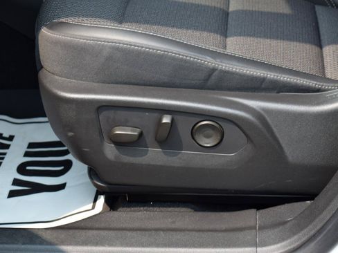 Used 2021 Buick Envision Preferred FWD image 32
