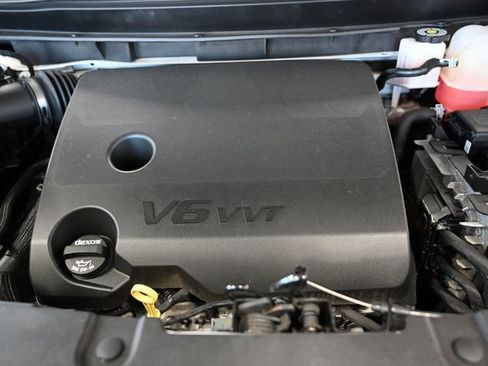 Used 2022 Chevrolet Traverse RS image 31