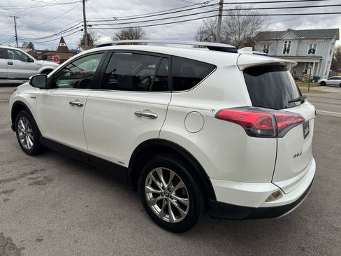 Used 2017 Toyota RAV4 Limited w/ Advanced Technology Package image 10
