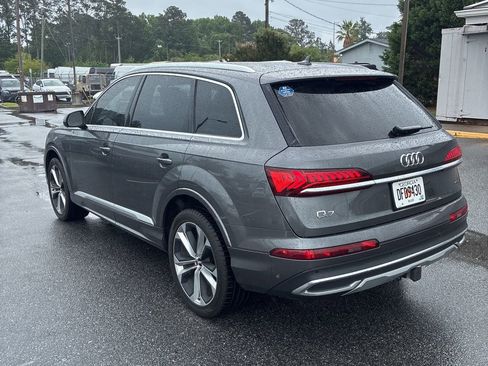 Used 2020 Audi Q7 3.0T Premium Plus w/ Premium Plus Package AWD/4WD image 2