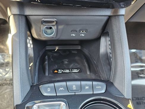 New 2026 Chevrolet TrailBlazer RS w/ Convenience Package AWD/4WD image 32