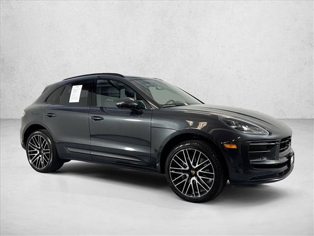 Certified 2026 Porsche Macan AWD/4WD image 7