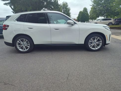 Used 2025 BMW X3 xDrive30i w/ Convenience Package image 8