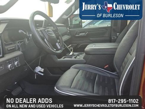 Used 2026 GMC Sierra 2500 AT4X AWD/4WD image 9
