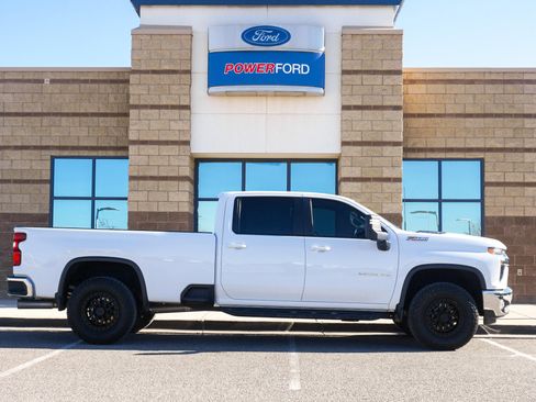 Used 2022 Chevrolet Silverado 2500 LT w/ All Star Edition image 5