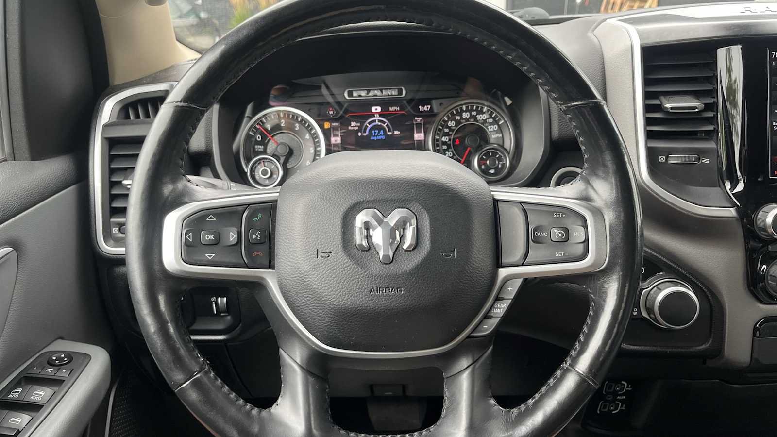 Used 2020 RAM 1500 Big Horn AWD/4WD image 32