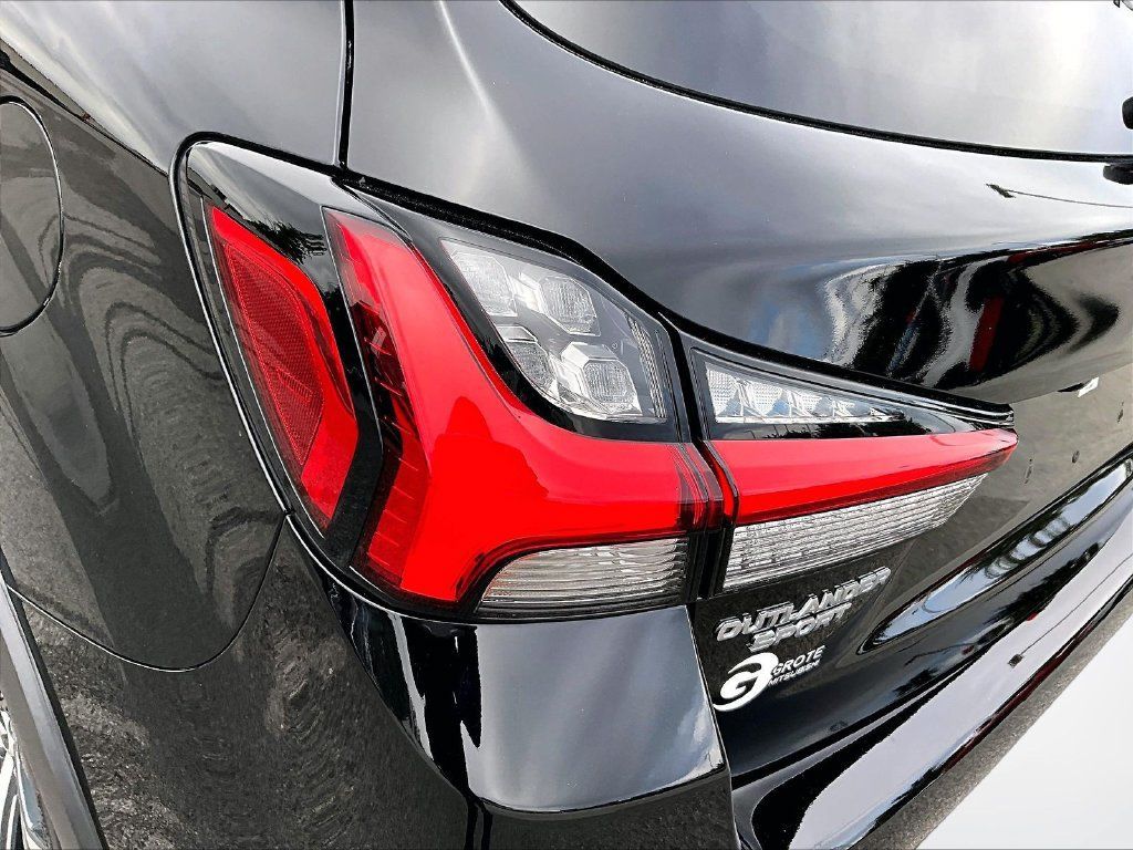 Used 2024 Mitsubishi Outlander Sport AWD image 28