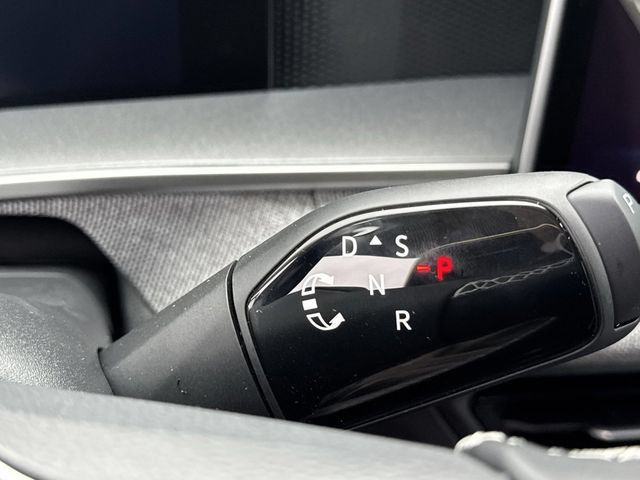 Used 2026 Volkswagen Tiguan S FWD image 13