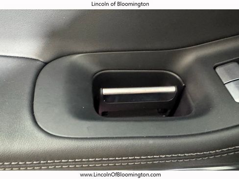 New 2025 Lincoln Navigator L Reserve w/ Jet Appearance Package image 41