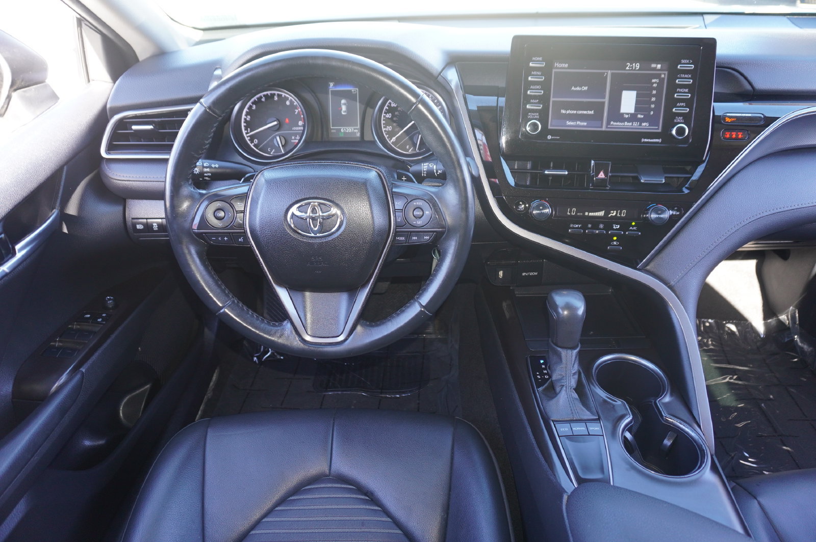 Certified 2024 Toyota Camry SE FWD image 10