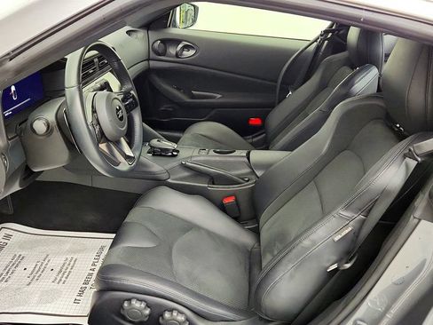 Used 2025 Nissan Z Performance w/ Floor Mat Package RWD image 18