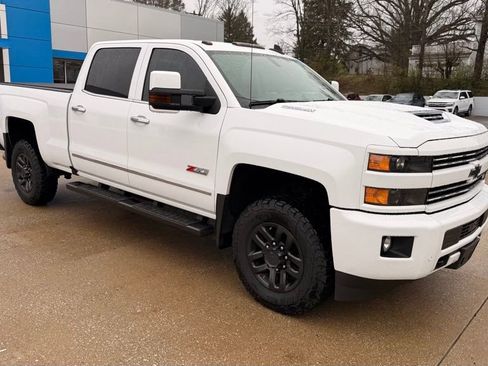 Used 2019 Chevrolet Silverado 3500 LTZ w/ Duramax Plus Package image 2