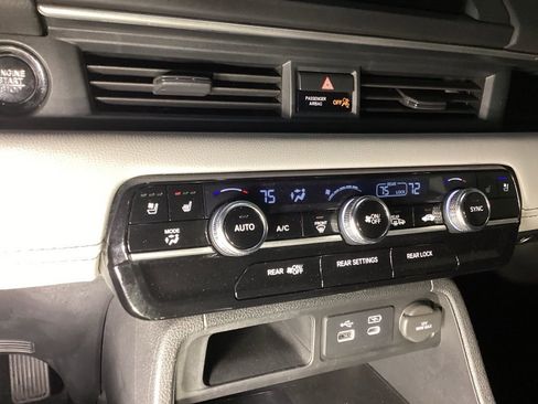 Used 2023 Honda Pilot Elite image 16