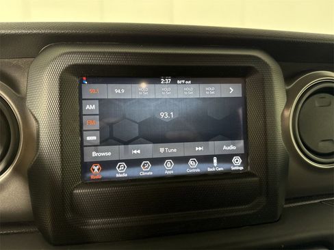 Used 2023 Jeep Wrangler Sport image 25