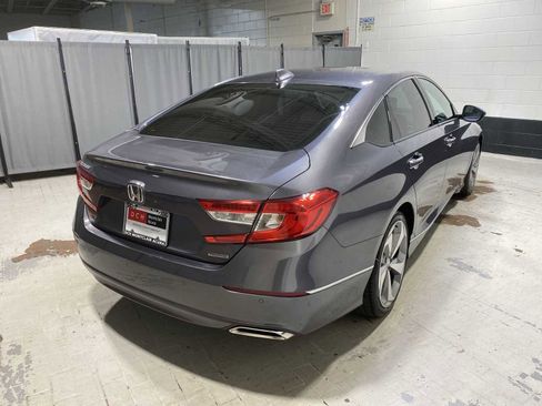 Used 2018 Honda Accord Touring image 26