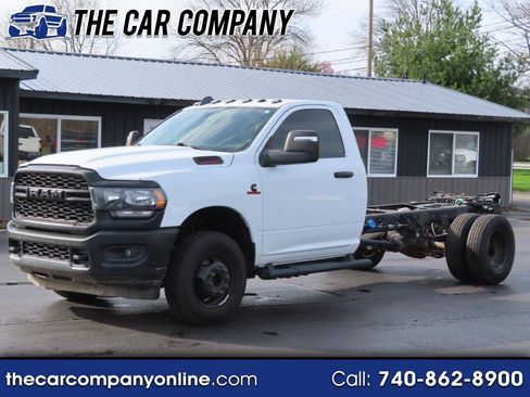 Used 2024 RAM 3500 Tradesman image 1