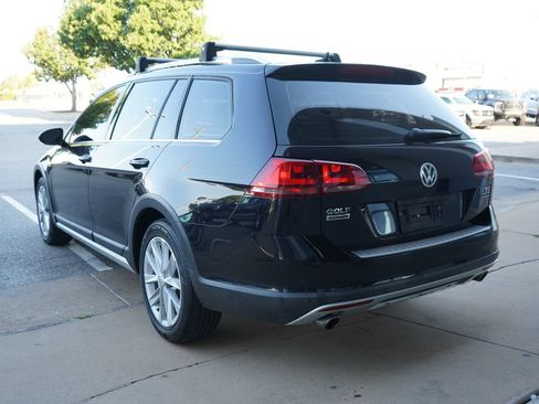 Used 2017 Volkswagen Golf Alltrack S AWD/4WD image 11