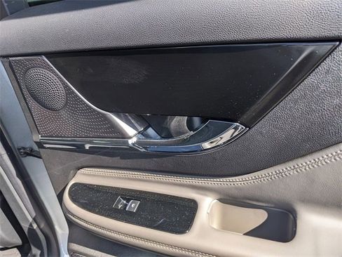 New 2024 Lincoln Corsair Reserve w/ Equipment Group 201A image 35