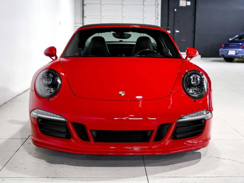 Used 2016 Porsche 911 Targa 4 GTS image 5