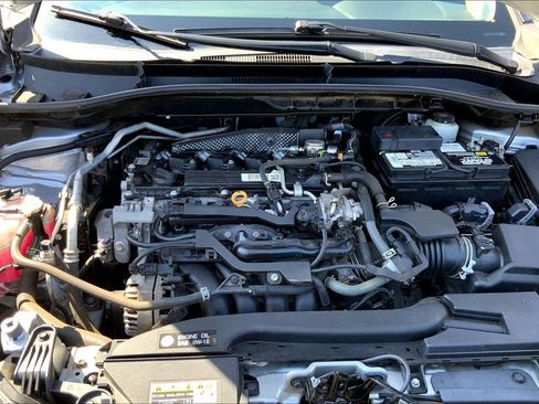 Used 2022 Toyota Corolla Cross XLE w/ Convenience Package FWD image 10