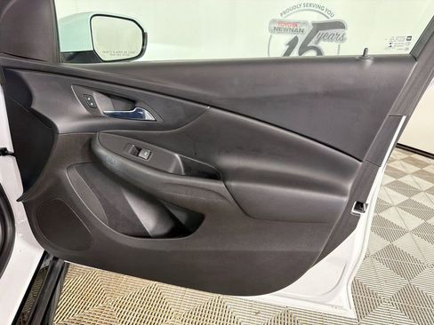 Used 2018 Chevrolet Volt LT image 14