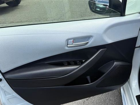 Used 2020 Toyota Corolla SE w/ Carpet Mat Package image 5