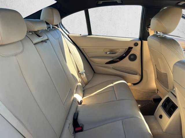 Used 2015 BMW 328i Sedan RWD image 23